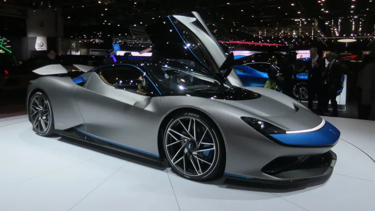 Pininfarina Battista 电动 hypercar