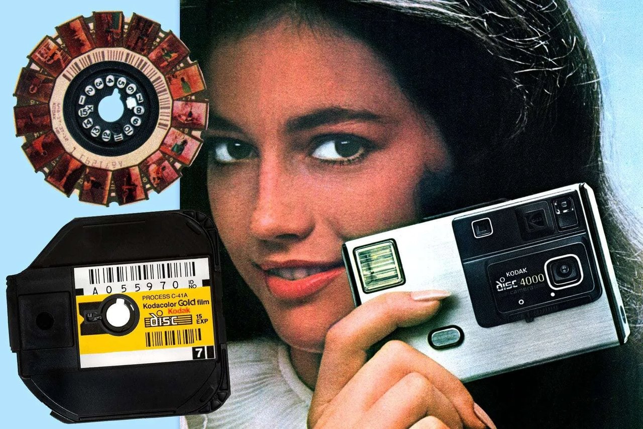 Kodak Disc 相机及配套碟式胶片卡匣，1982 年推出的最后一次格式创新，画幅只有 10x8mm