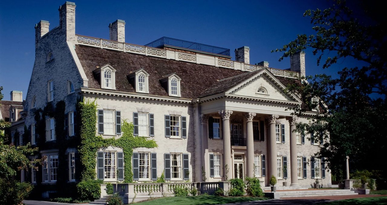 George Eastman 故居，位于 Rochester 东大道 900 号，现为 George Eastman Museum