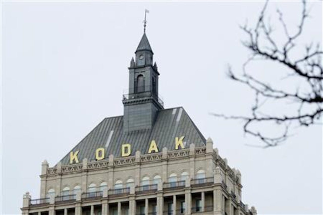 Reuters 2012 年 12 月 19 日报道 Kodak 以 $525M 出售专利