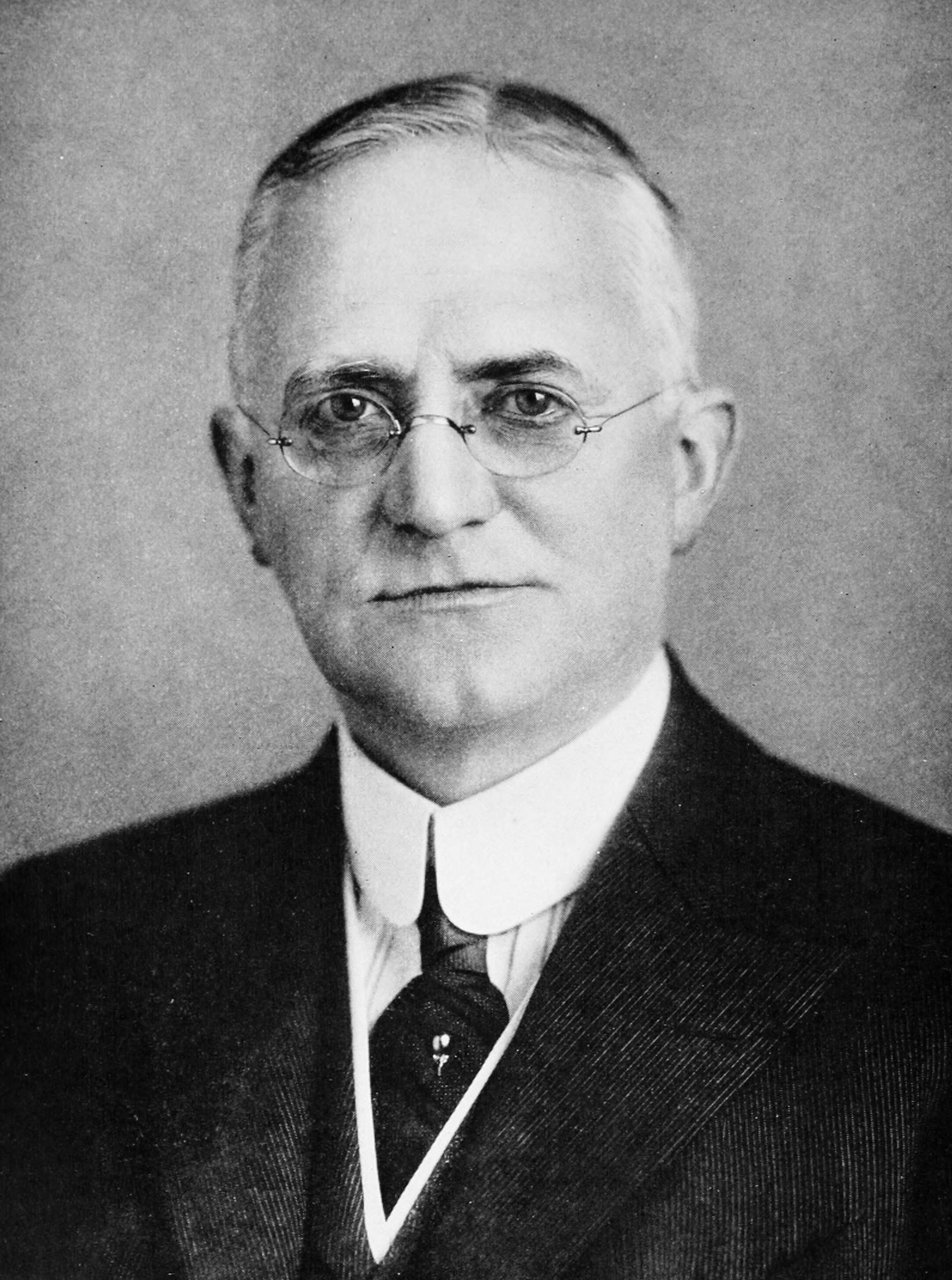 George Eastman 肖像，Kodak 创始人和'Great Yellow Father'福利体系的缔造者