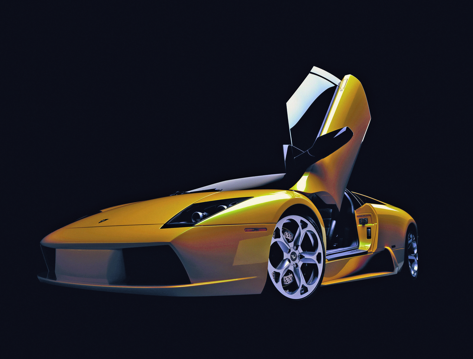 Murcielago 在内华达沙漠路试中的稳定性测试