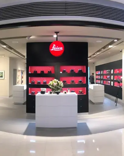 Leica Store 杭州大厦门店外观，位于杭州核心商圈奢侈品楼层