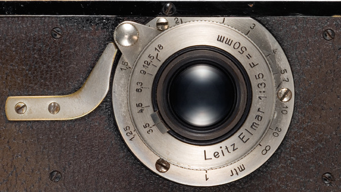 1926 年款 Leica IA 配 Elmar 3.5/50 镜头正面特写