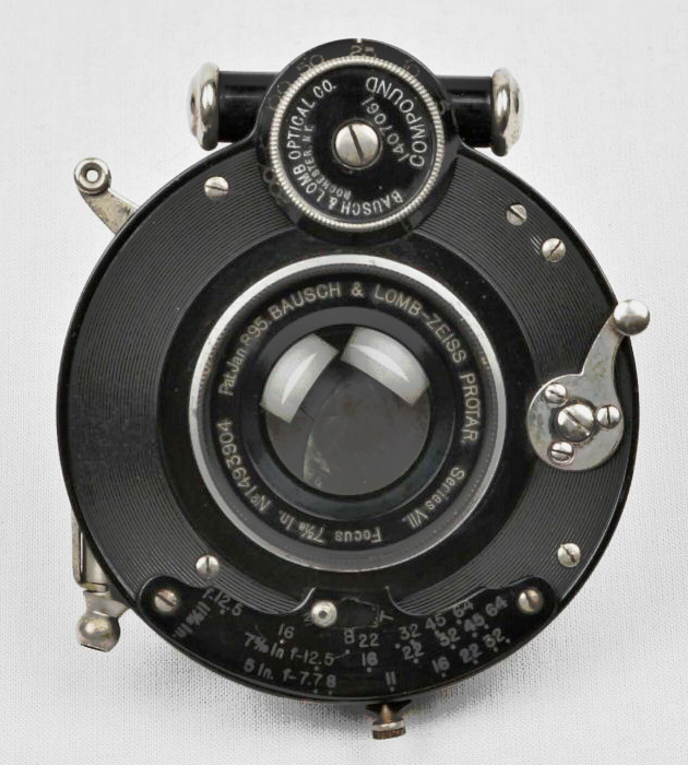 Compound 气动快门与 Zeiss Protar 镜头组合，Compur 的直接前身