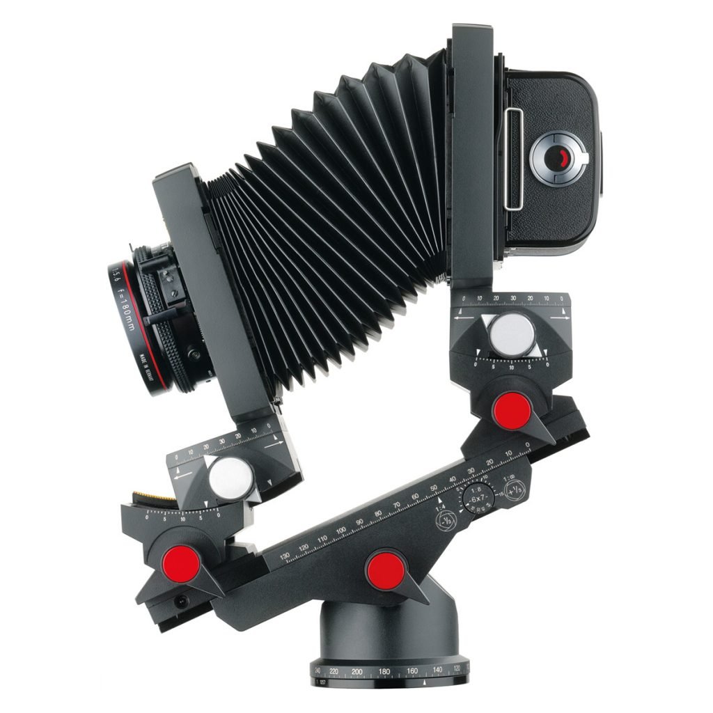 Linhof M 679，1996 年 Photokina 首次展出的双系统相机，1997 年获 TIPA 奖