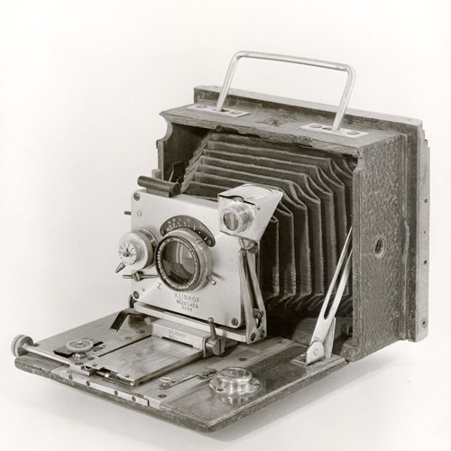 Linhof 1910 年代早期折叠相机，自有品牌产品