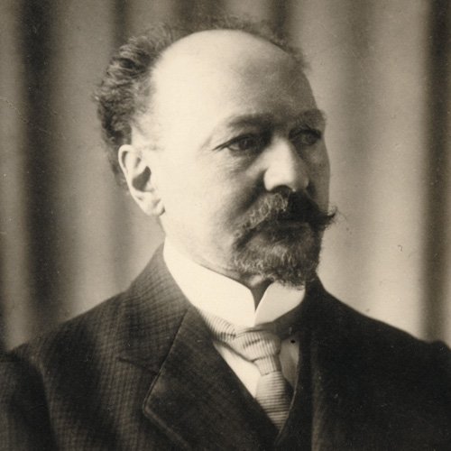 Valentin Linhof，慕尼黑精密机械师，1887 年开设作坊