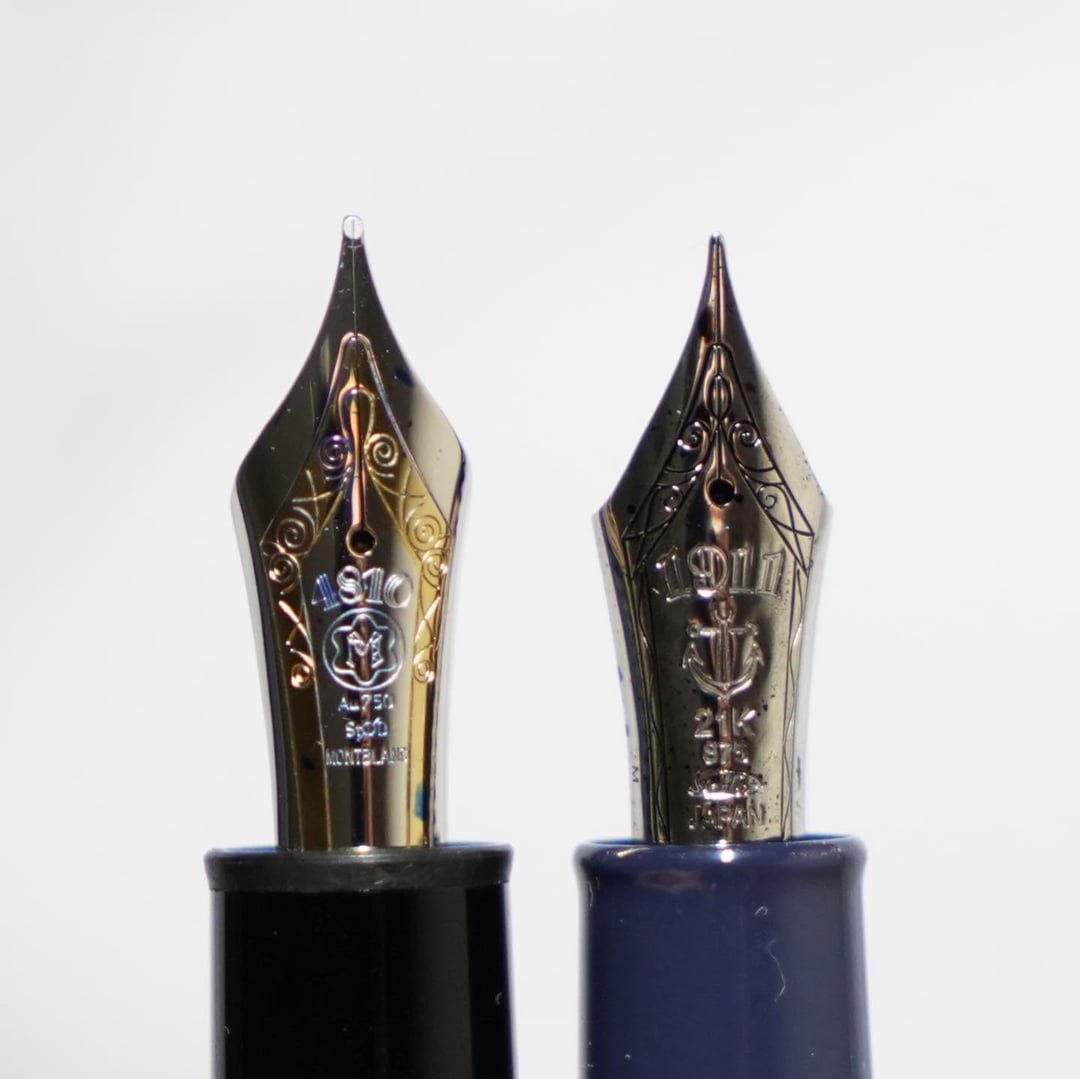 Montblanc #9 18K 与 Sailor King of Pens 21K 笔尖并列对比