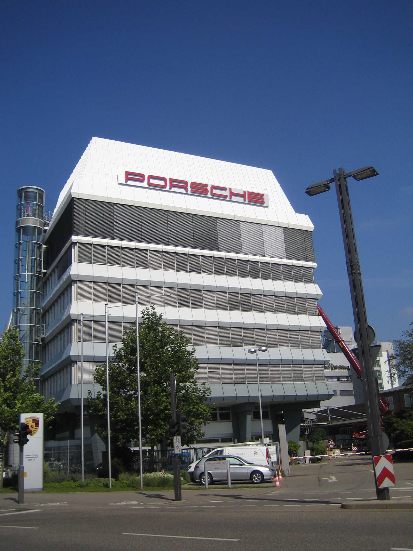 Porsche SE / Volkswagen Group / Porsche AG 所有权结构示意，截至 2025 年