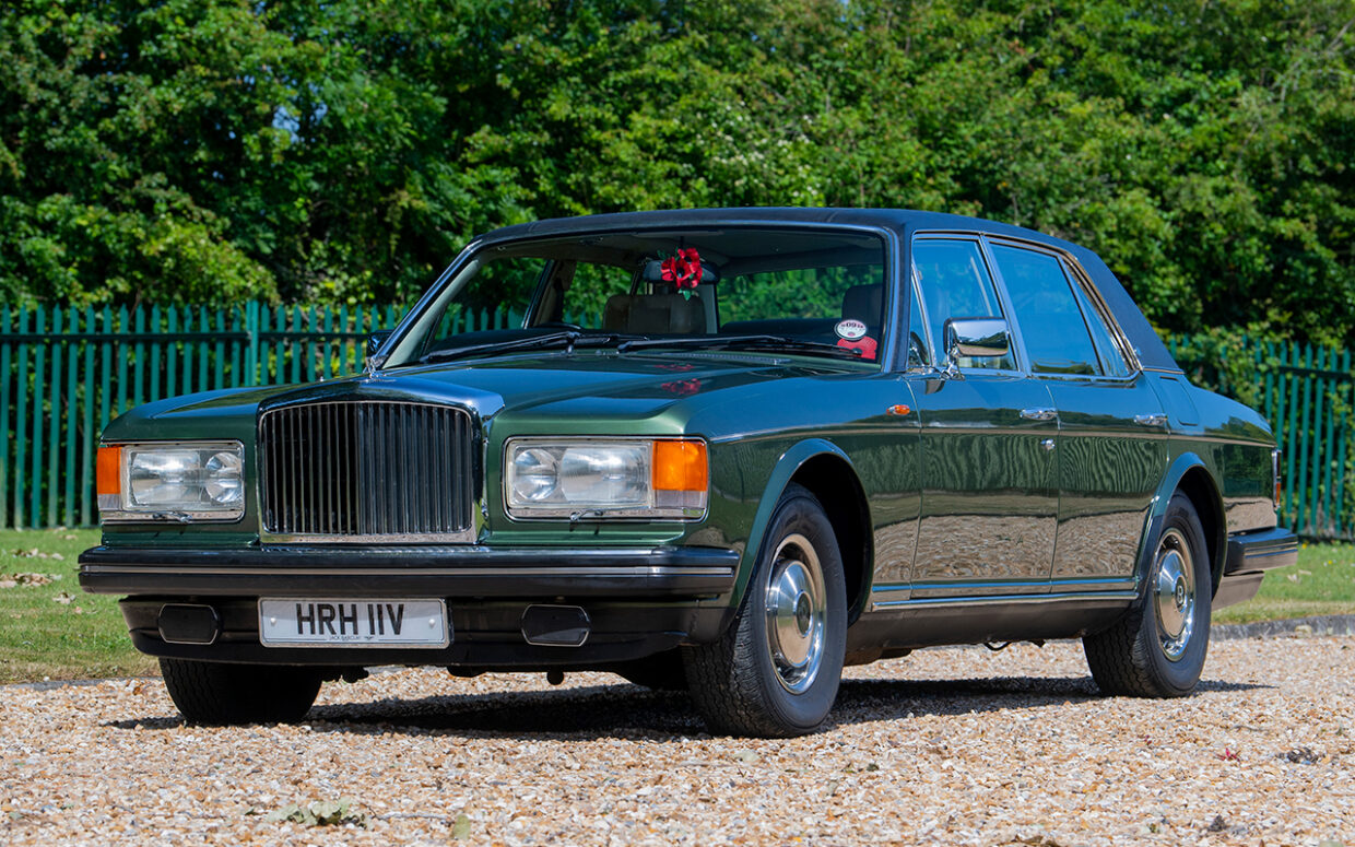 Bentley Turbo R（1985），第一台使用合金轮毂的 Bentley，R 代表 Road Holding